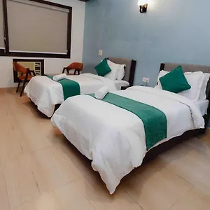 Plaza Residency 3*, Gurgaon India
